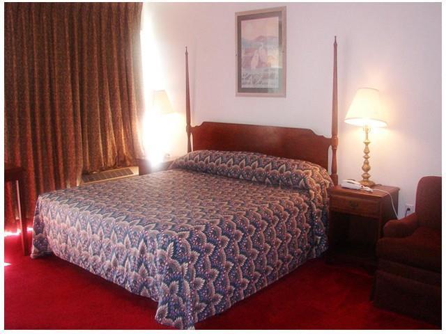 Red Carpet Inn Jesup Kamer foto